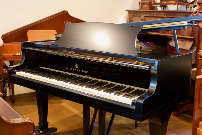 グランドピアノの写真41 - 1